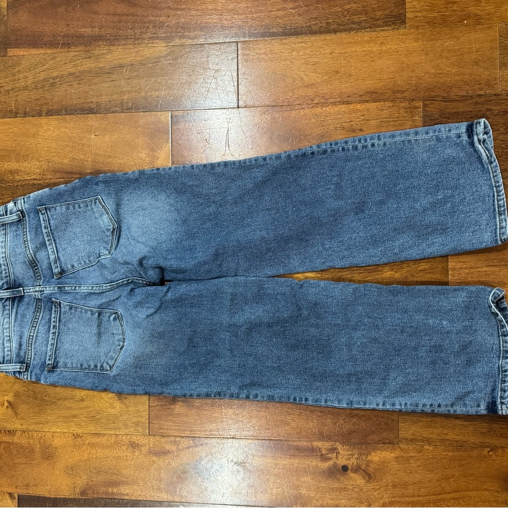 Evereve Straight Leg Jeans • size 24